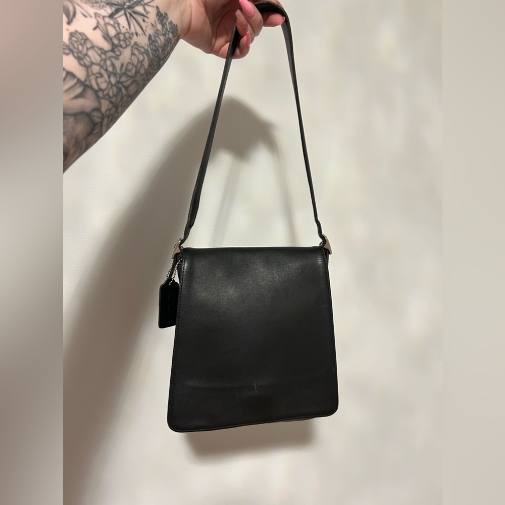 Vintage Coach 9408 North-South slim shoulder bag